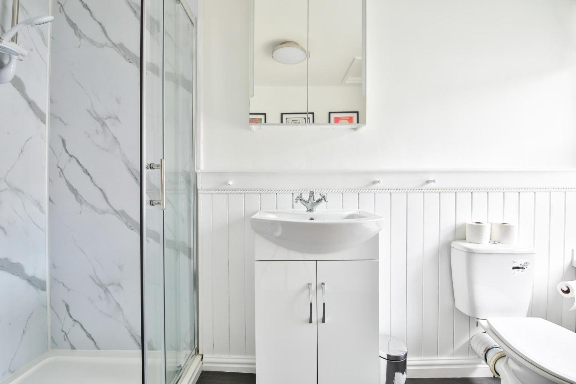 Fresh Cardiff Bay 2 Bedroom House- 3 Tv'S エクステリア 写真