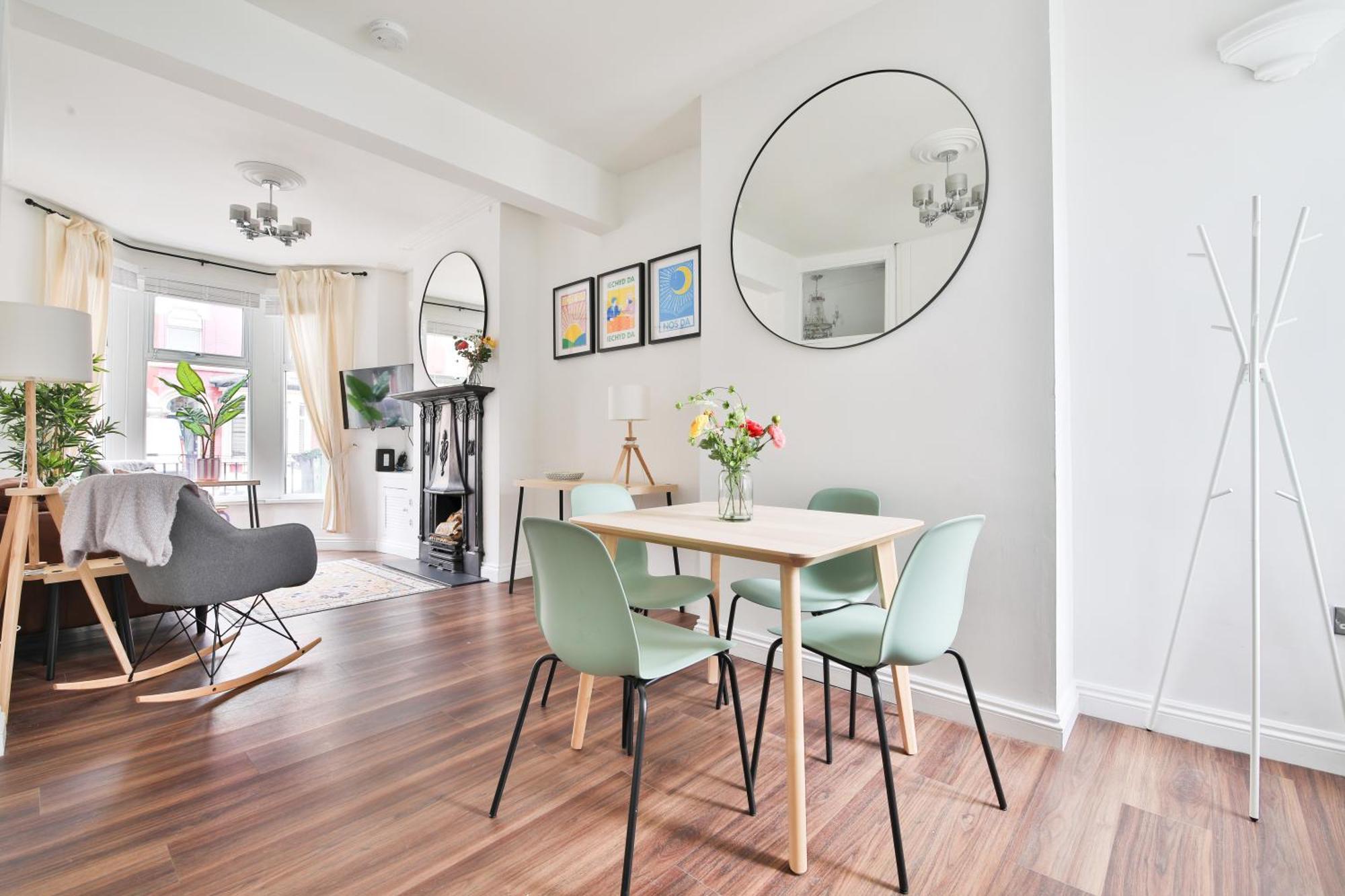 Fresh Cardiff Bay 2 Bedroom House- 3 Tv'S エクステリア 写真
